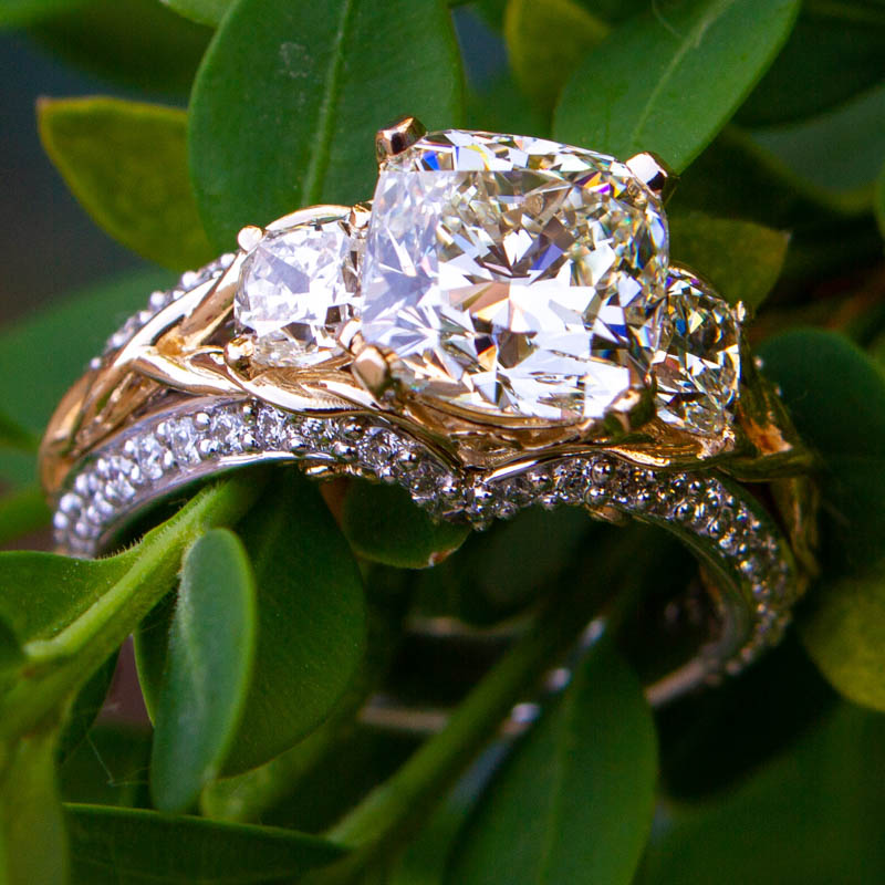 Intricate Two-Tone Diamond Ring