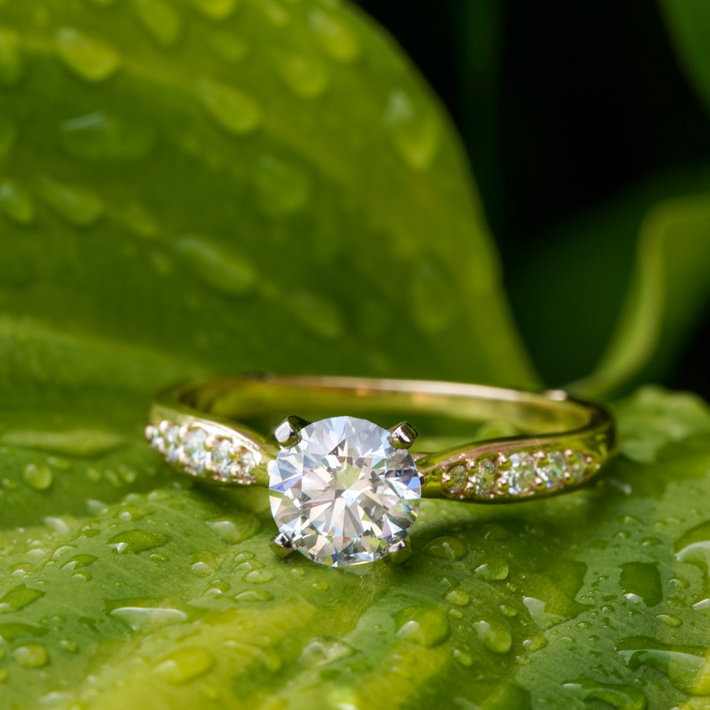 Cathedral-Style Diamond Engagement Ring