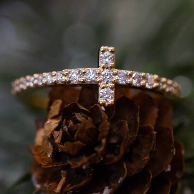 Custom Ideal-Cut Diamond Cross Ring