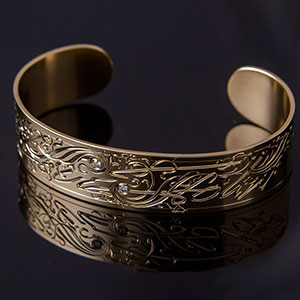 Hand-Engraved Bracelet Cuff with Diamonds